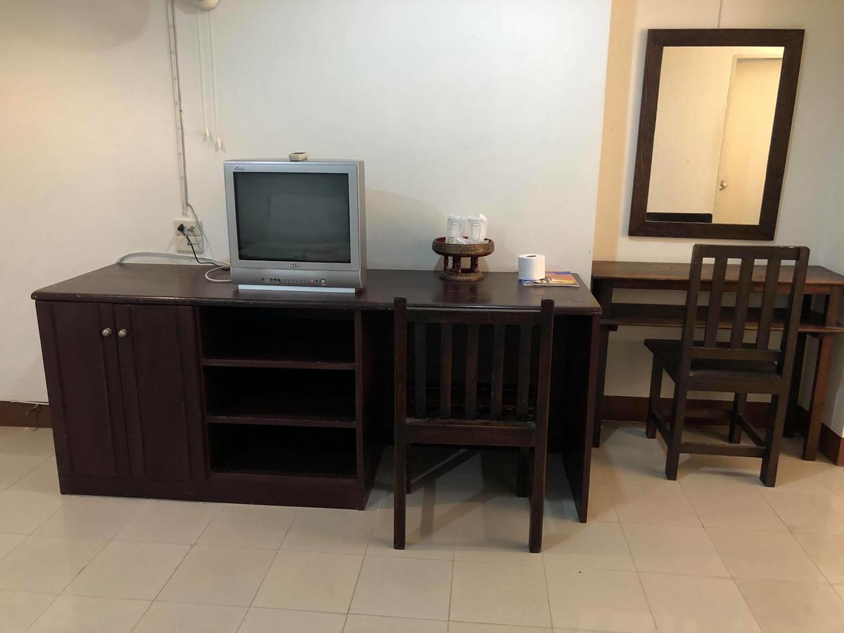 Vipa House Hotel Chiang Mai Exterior photo
